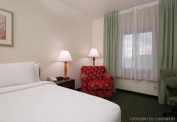 Fairfield Inn By Marriott Tracy Exterior photo